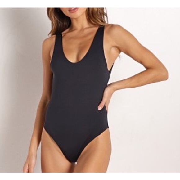Eberjey Black Scoop Classic Cut Textured One Piece Swimsuit Size Large - Picture 1 of 4